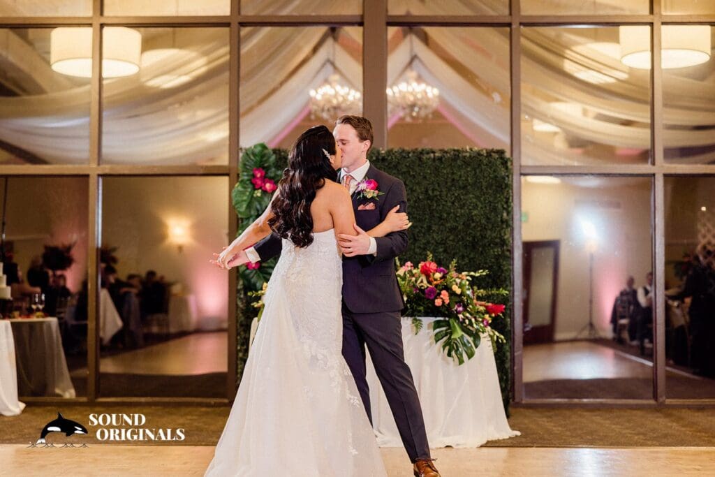 Knollwood Country Club Wedding // Natalee + Ethan -