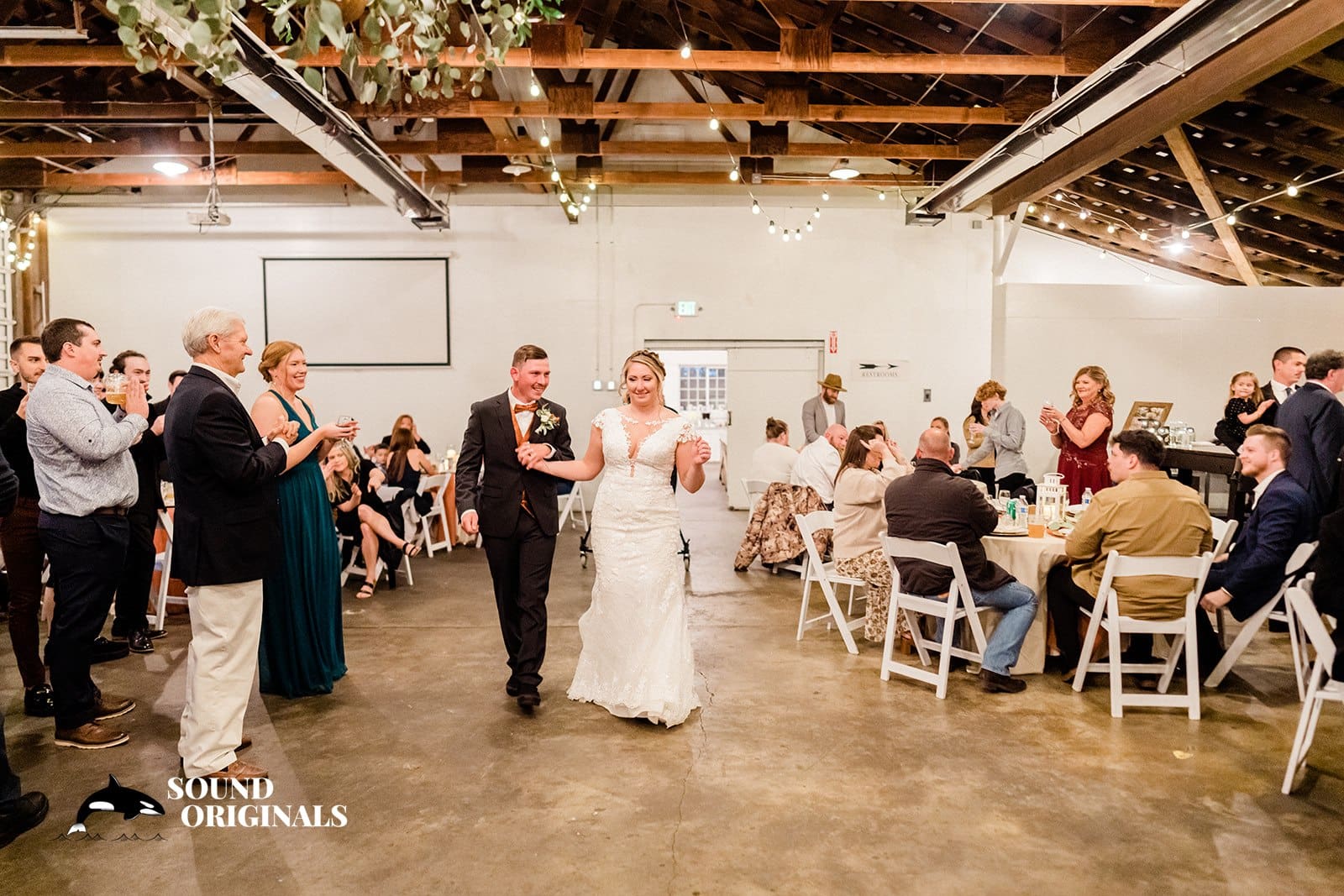 Maplehurst Farms Wedding // Elijah + Sarah -