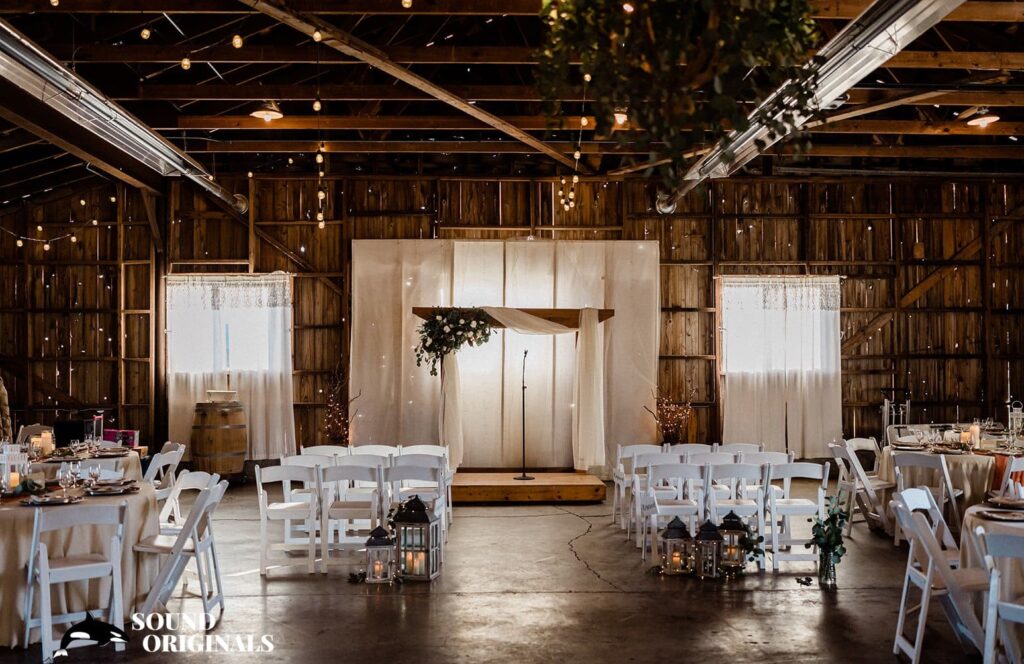 Maplehurst Farm Wedding // Elijah & Sarah -