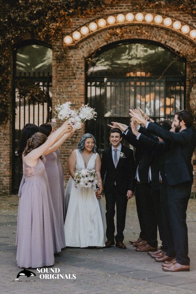 25 STUNNING Locations for Engagement Photos in Seattle -