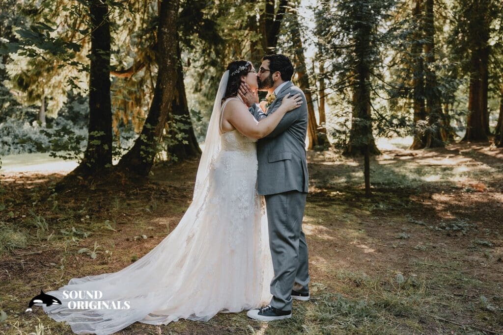 Cedarville Lodge Wedding // Kristen + Paul -