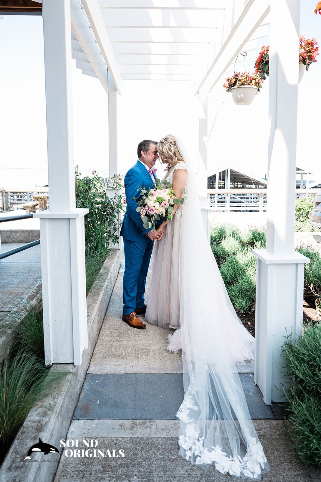 Edmonds Yacht Club Wedding // Eric + Ingrid -