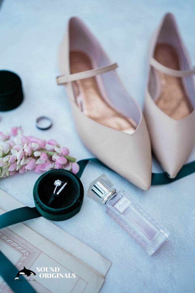 Edmonds Yacht Club Wedding // Eric + Ingrid -