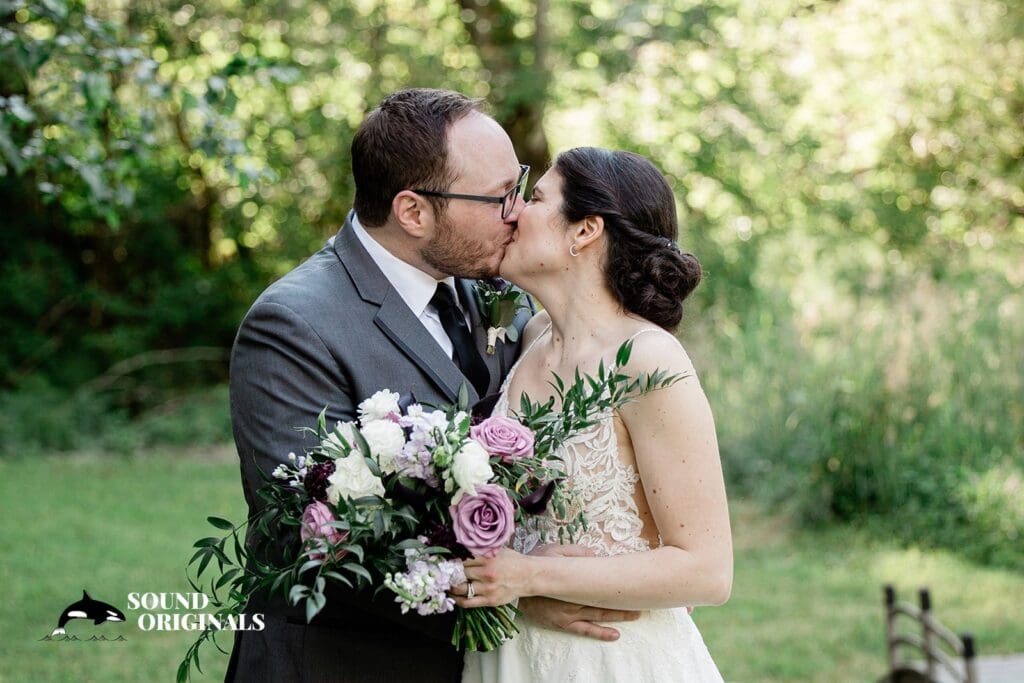 Gray Bridge Venue Wedding // Enina + Connor -
