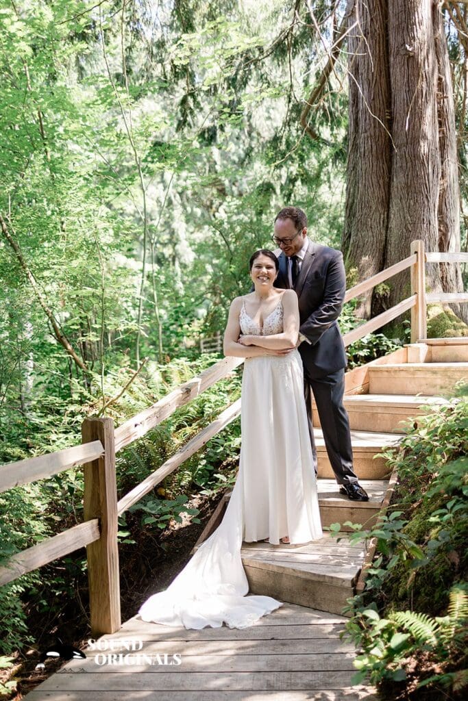 Gray Bridge Venue Wedding // Enina + Connor -