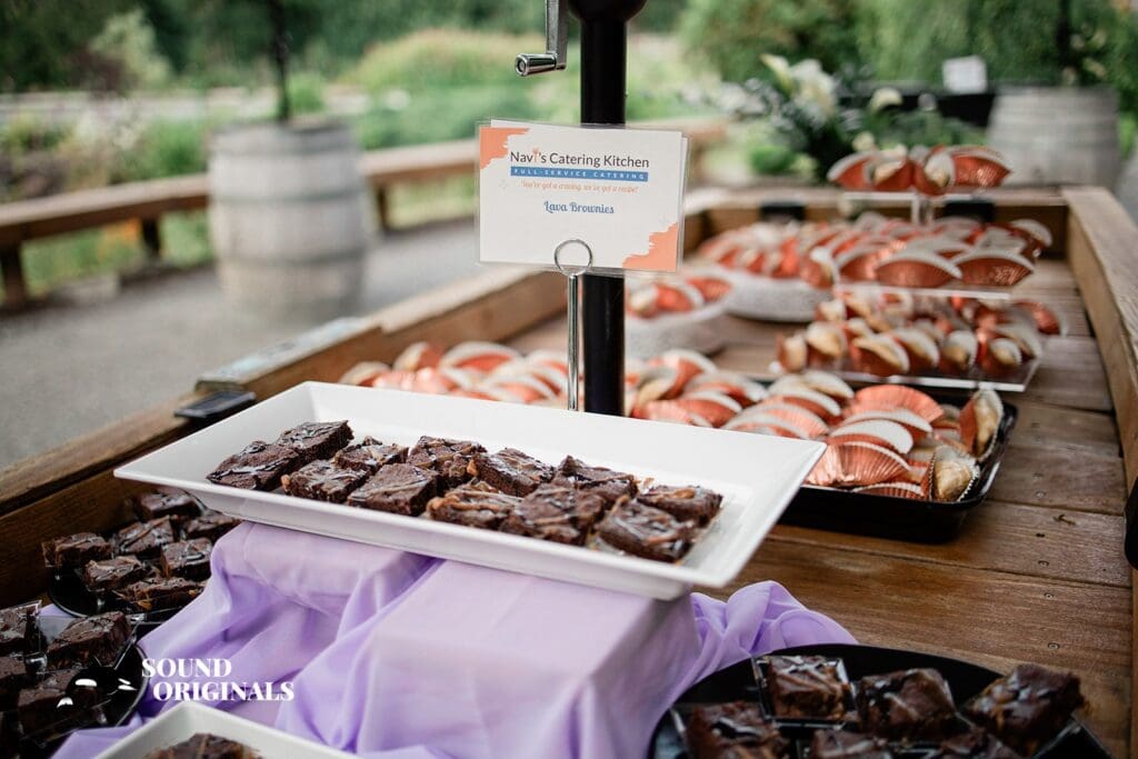 Gray Bridge Venue Wedding // Enina + Connor -