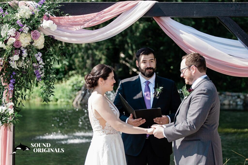 Gray Bridge Venue Wedding // Enina + Connor -