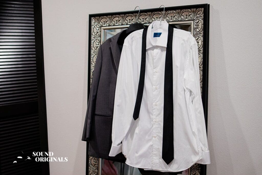 Gray Bridge Venue Wedding // Enina + Connor -