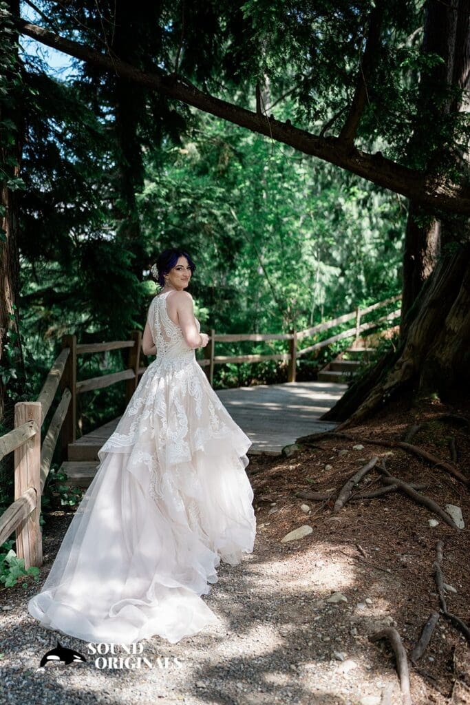 Gray Bridge Venue Wedding // Bailey + Zach -