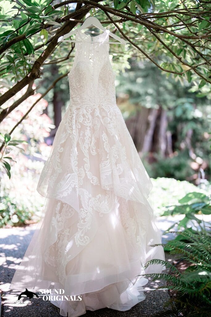 Gray Bridge Venue Wedding // Bailey + Zach -