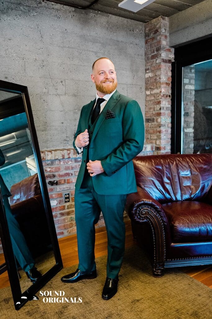 Cassandra + Cole Historic 1625 Tacoma Place Wedding // Cassandra + Cole -