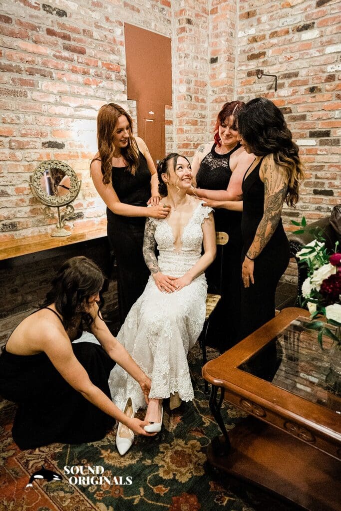 Cassandra + Cole Historic 1625 Tacoma Place Wedding // Cassandra + Cole -