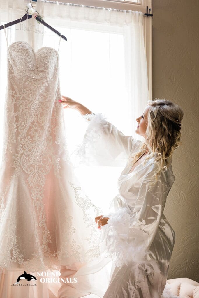 Laurel Creek Manor Wedding // Courtny + Casey -