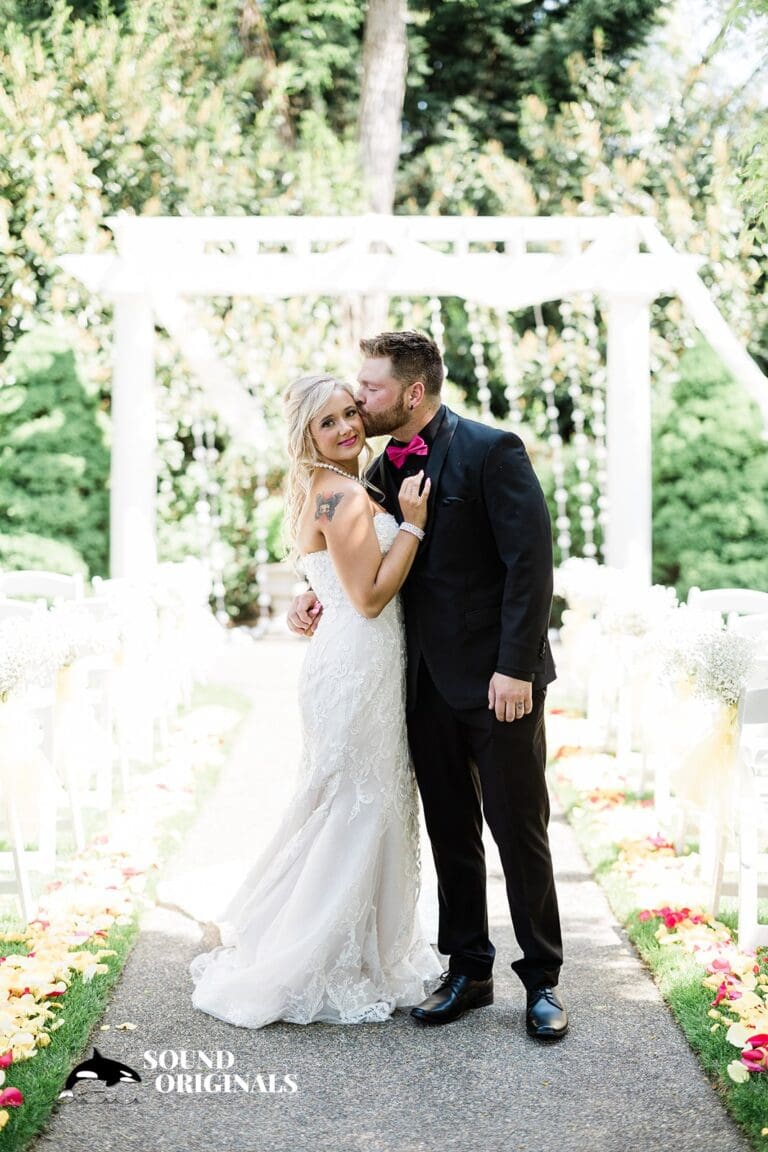 Laurel Creek Manor Wedding // Courtny + Casey