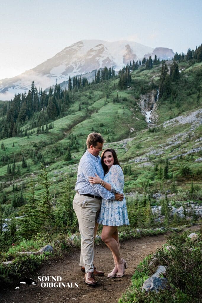 25 STUNNING Locations for Engagement Photos in Seattle -