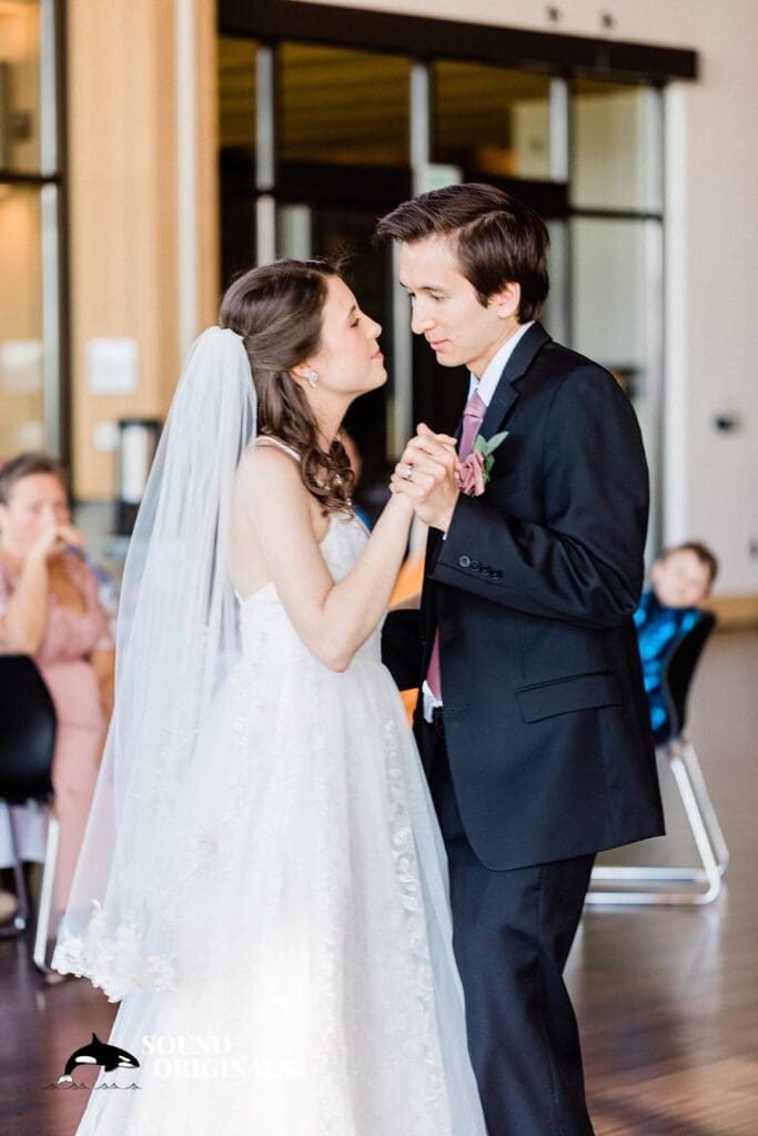 Rosehill Community Center Wedding // Rachel + Nathaniel -