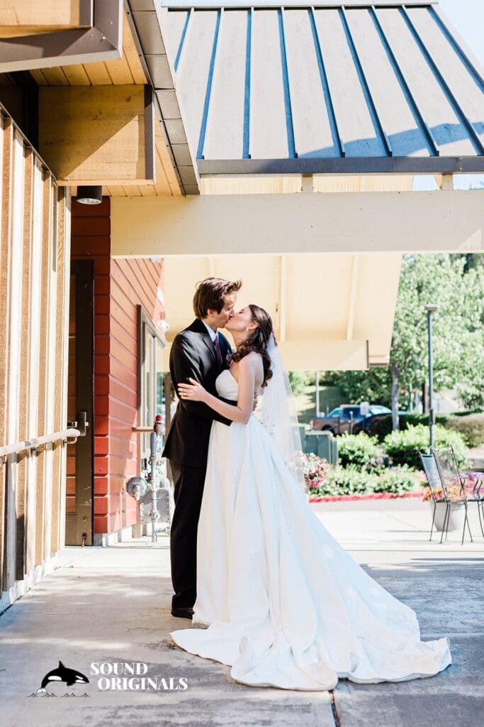 Rosehill Community Center Wedding // Rachel + Nathaniel -