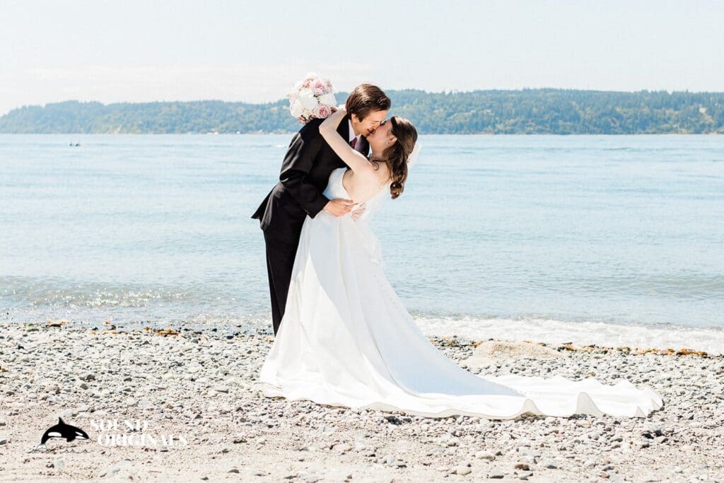 Rosehill Community Center Wedding // Rachel + Nathaniel -