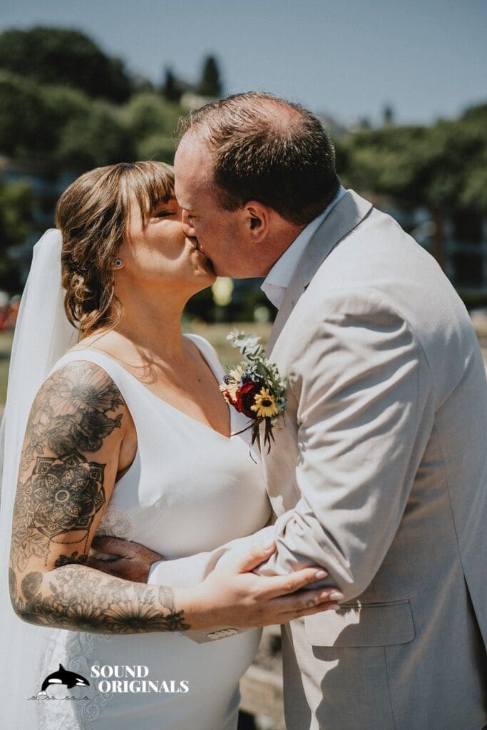 Salty's on Alki Wedding // Jennifer + Patrick -