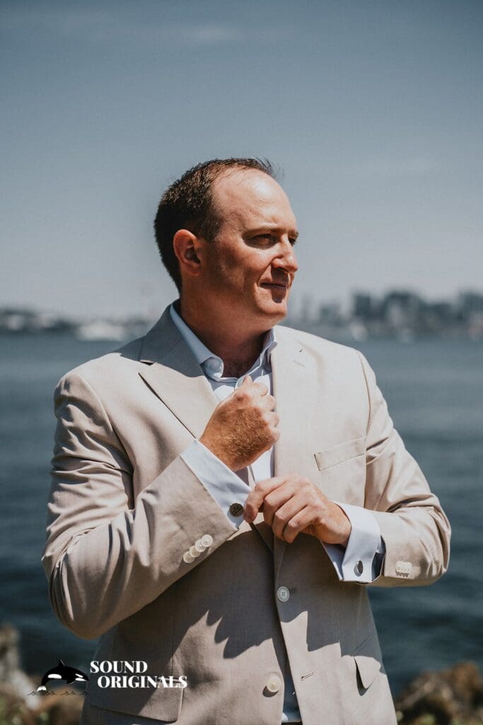 Salty's on Alki Wedding // Jennifer + Patrick -