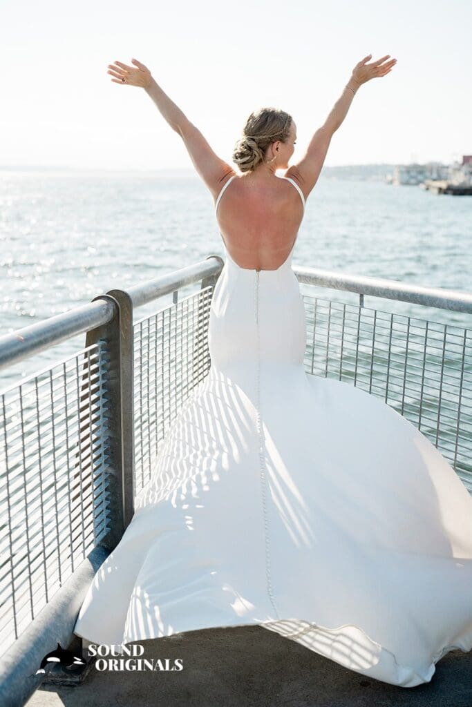 Seattle Aquarium Wedding // Jesse + Courtney -