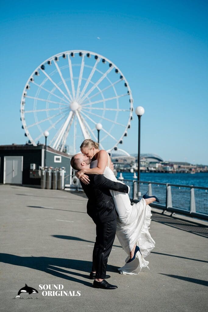 Seattle Aquarium Wedding // Jesse + Courtney -