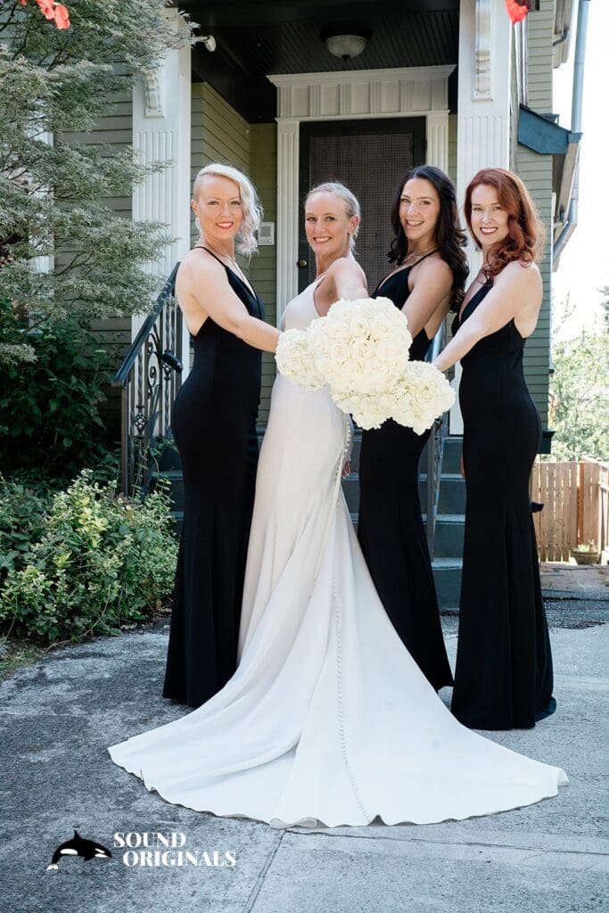 Seattle Aquarium Wedding // Jesse + Courtney -