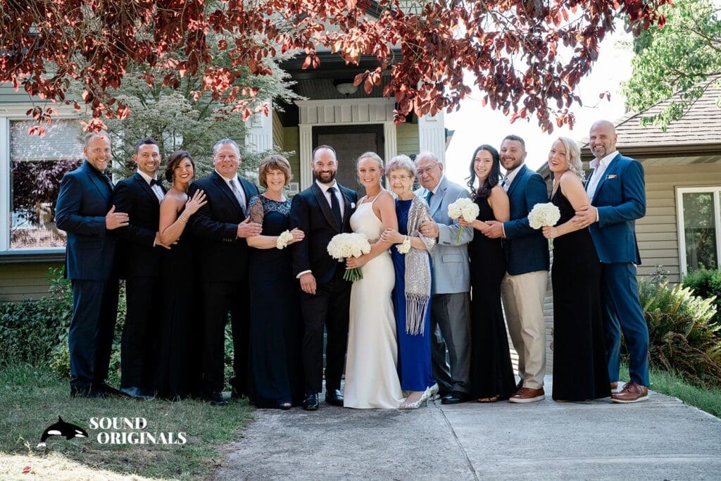 Seattle Aquarium Wedding // Jesse + Courtney -