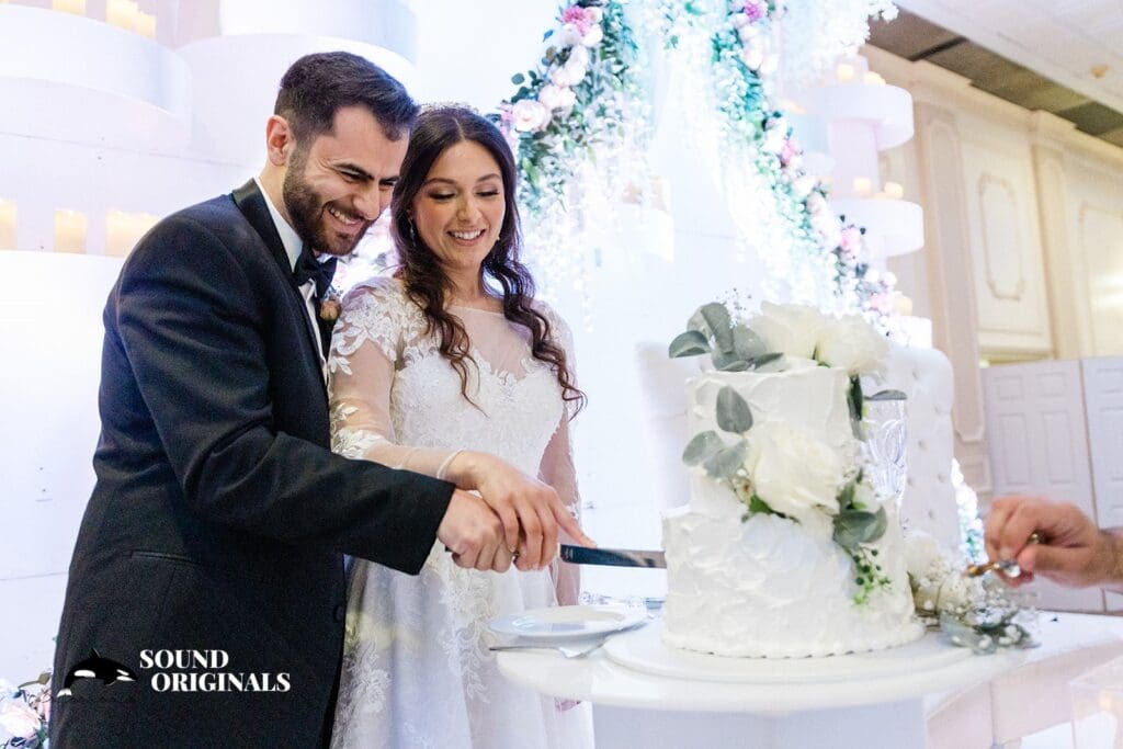 St. Therese Parish Wedding // Juliana + Matt -