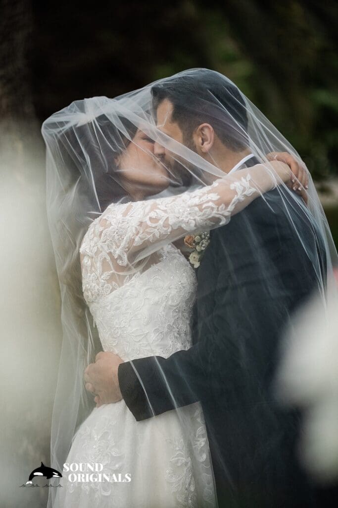 St. Therese Parish Wedding // Juliana + Matt -