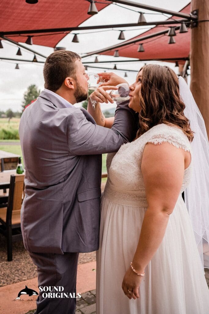Sun River in Bend, Oregon Wedding // Cheyan + Chuck -