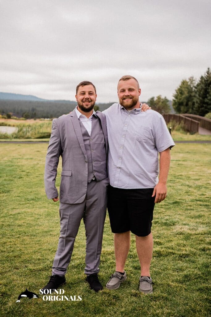 Sun River in Bend, Oregon Wedding // Cheyan + Chuck -