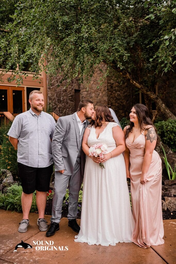 Sun River in Bend, Oregon Wedding // Cheyan + Chuck -
