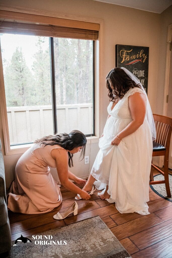 Sun River in Bend, Oregon Wedding // Cheyan + Chuck -