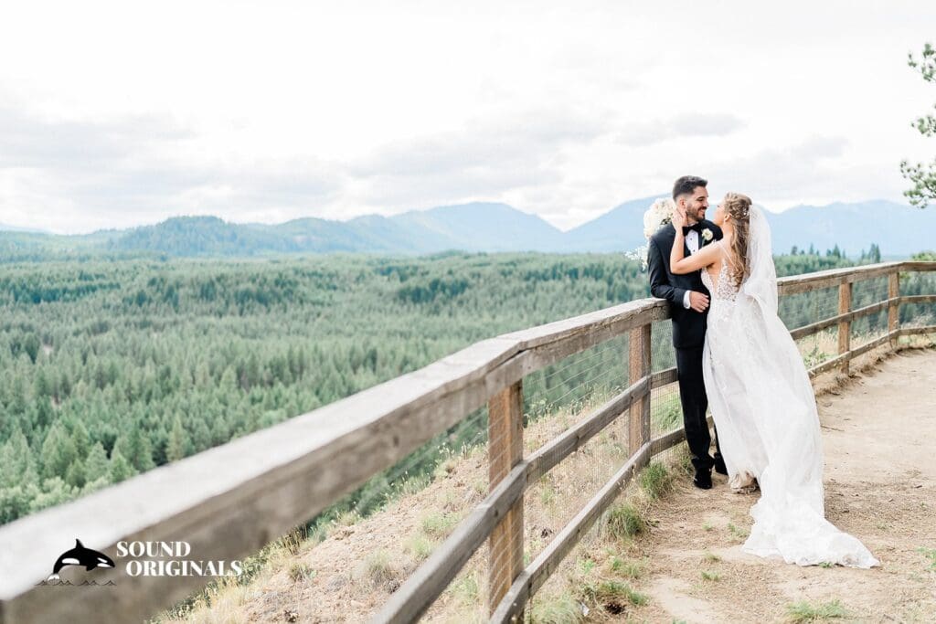 Suncadia Resort Wedding // Rebecca + Dylan -