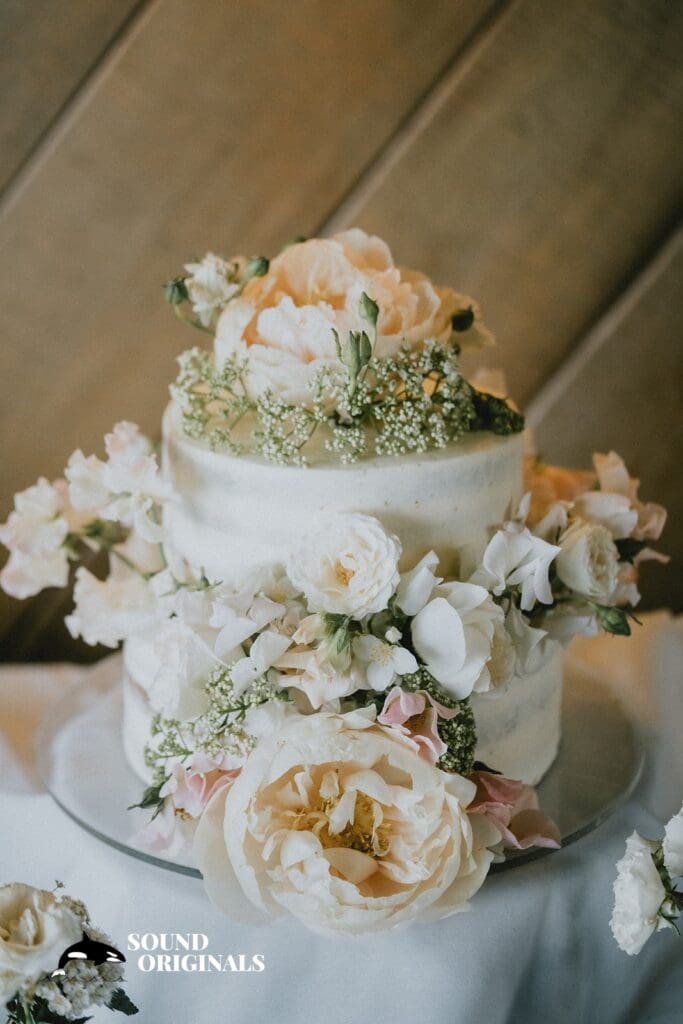 Timberline Lodge Wedding // Hannah + Michael -