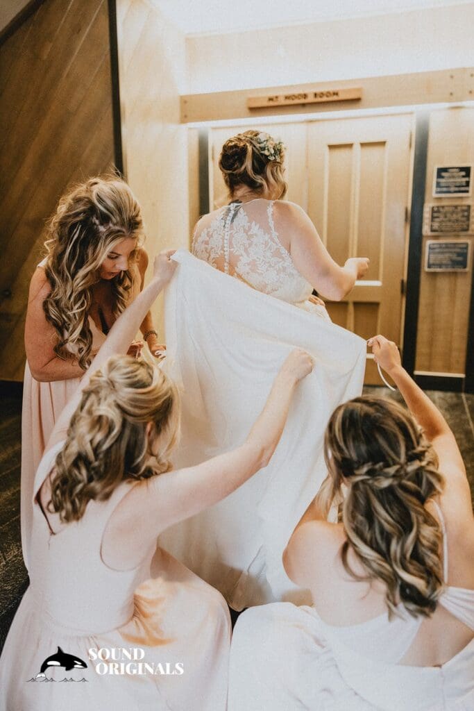 Timberline Lodge Wedding // Hannah + Michael -