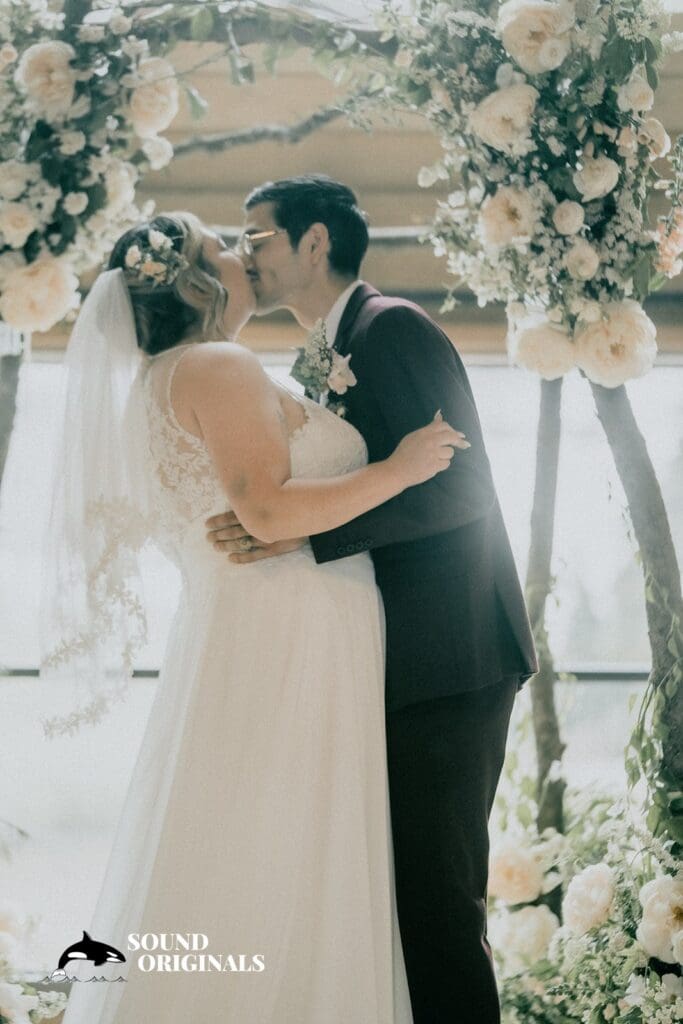 Timberline Lodge Wedding // Hannah + Michael -