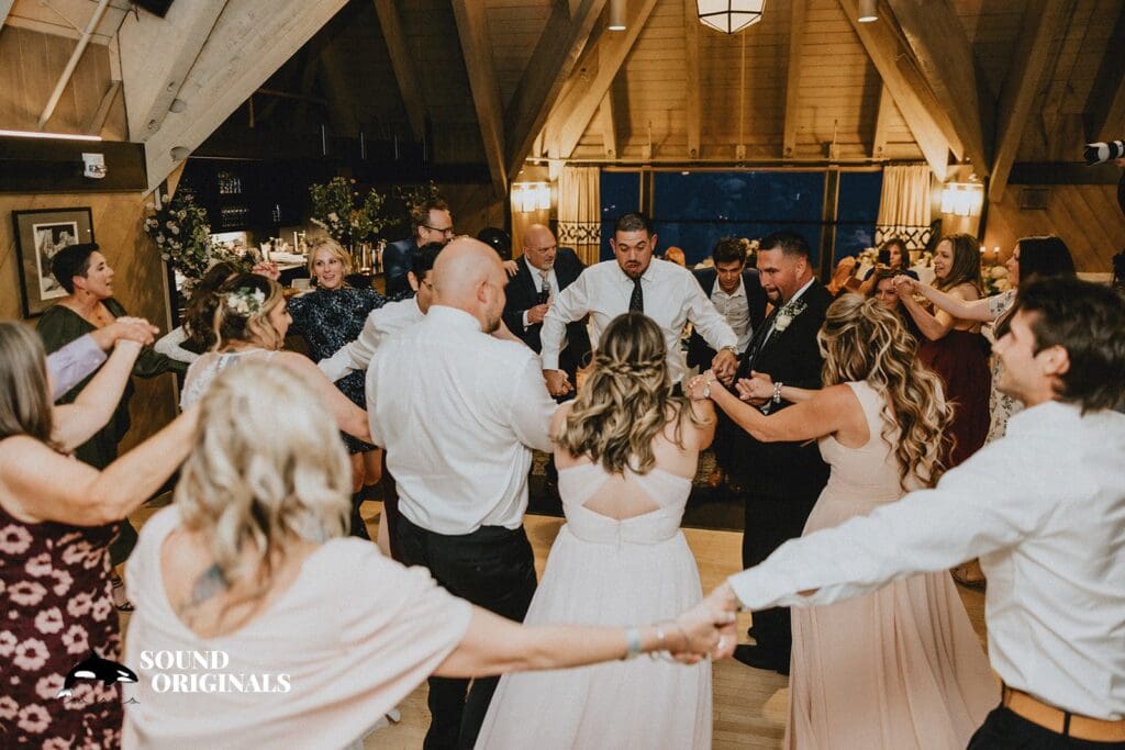 Timberline Lodge Wedding // Hannah + Michael -