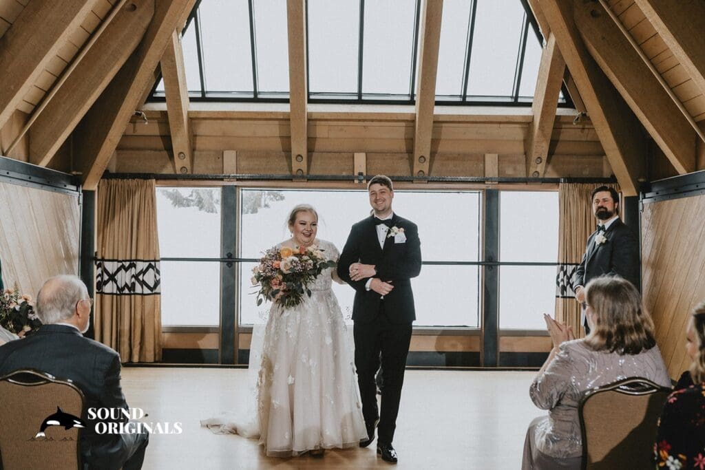 Timberline Lodge Wedding // Paige + Tyler -