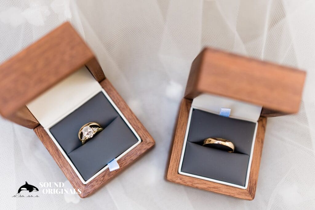 Vashon Island Wedding // Vanessa + Zachary -