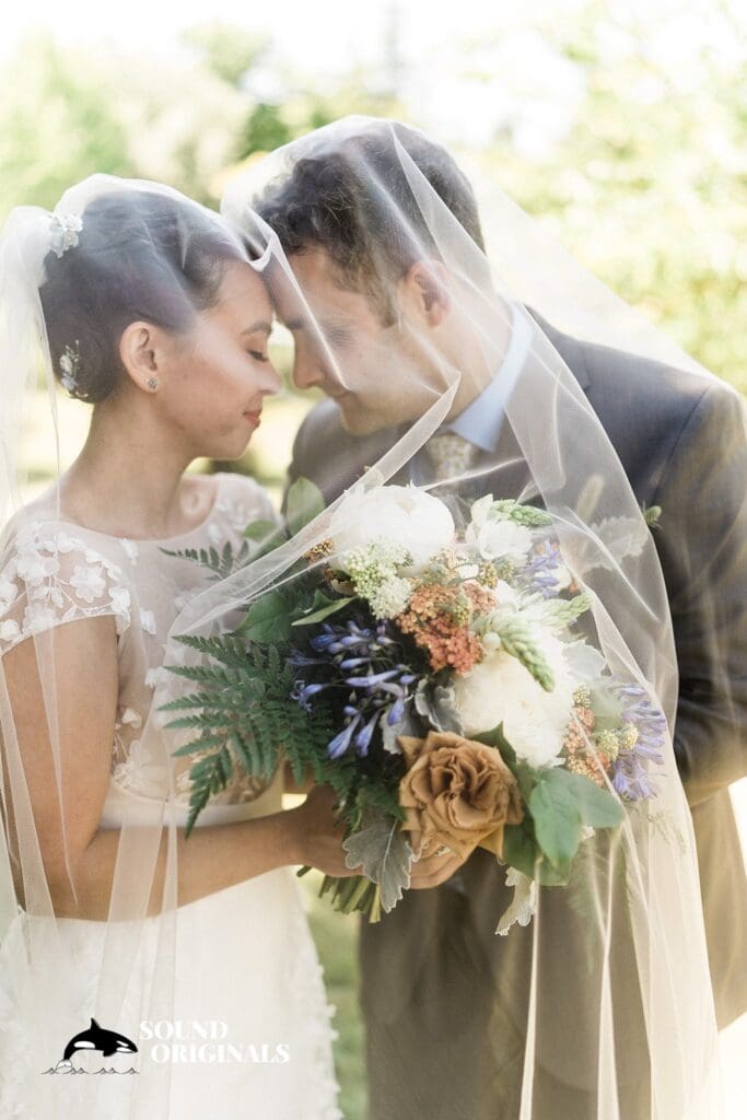 Vashon Island Wedding // Vanessa + Zachary -