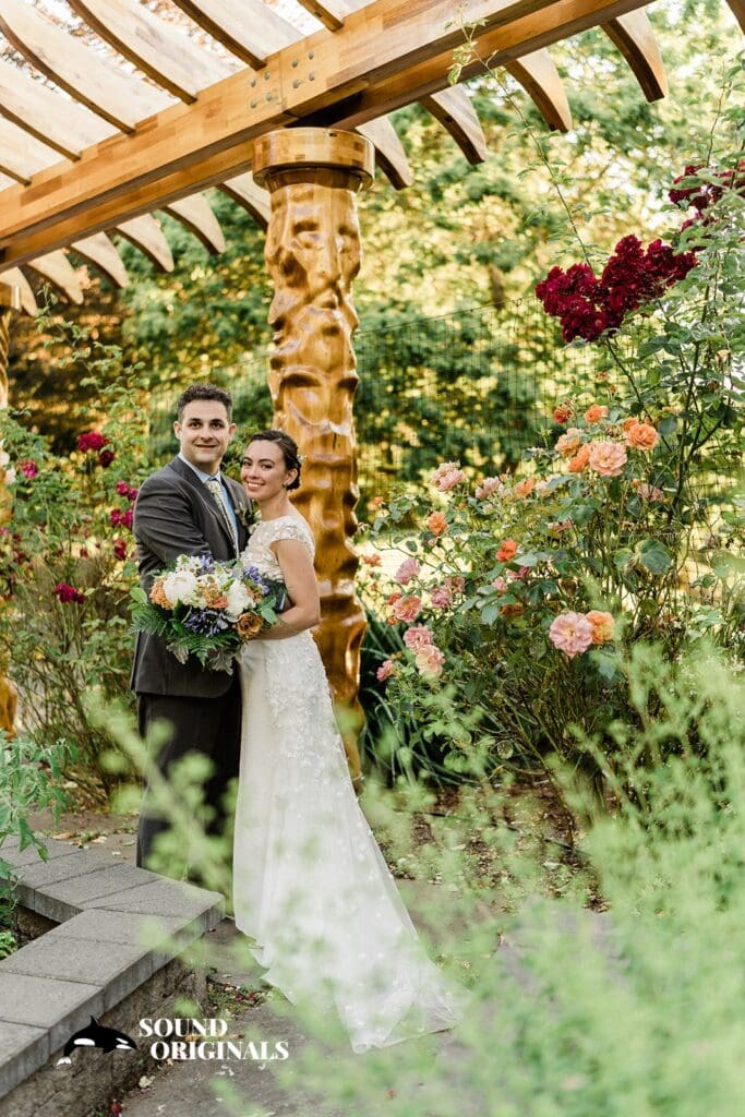 Vashon Island Wedding // Vanessa + Zachary -