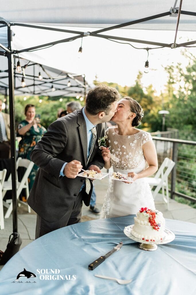 Vashon Island Wedding // Vanessa + Zachary -