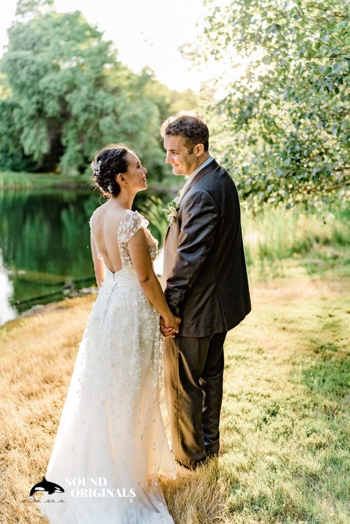 Vashon Island Wedding // Vanessa + Zachary -