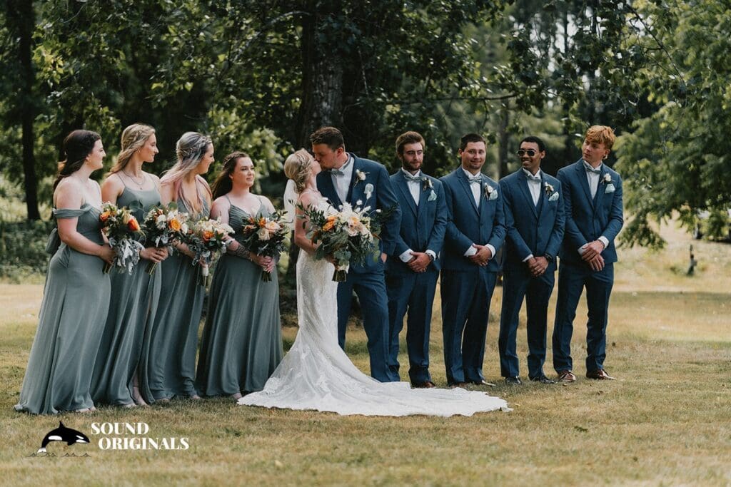 Fraternal Order of Eagles - Poulsbo Wedding // Jalaina + Hunter -