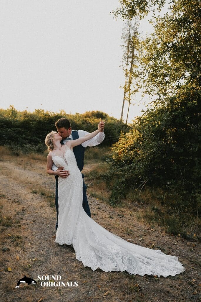 Fraternal Order of Eagles - Poulsbo Wedding // Jalaina + Hunter -