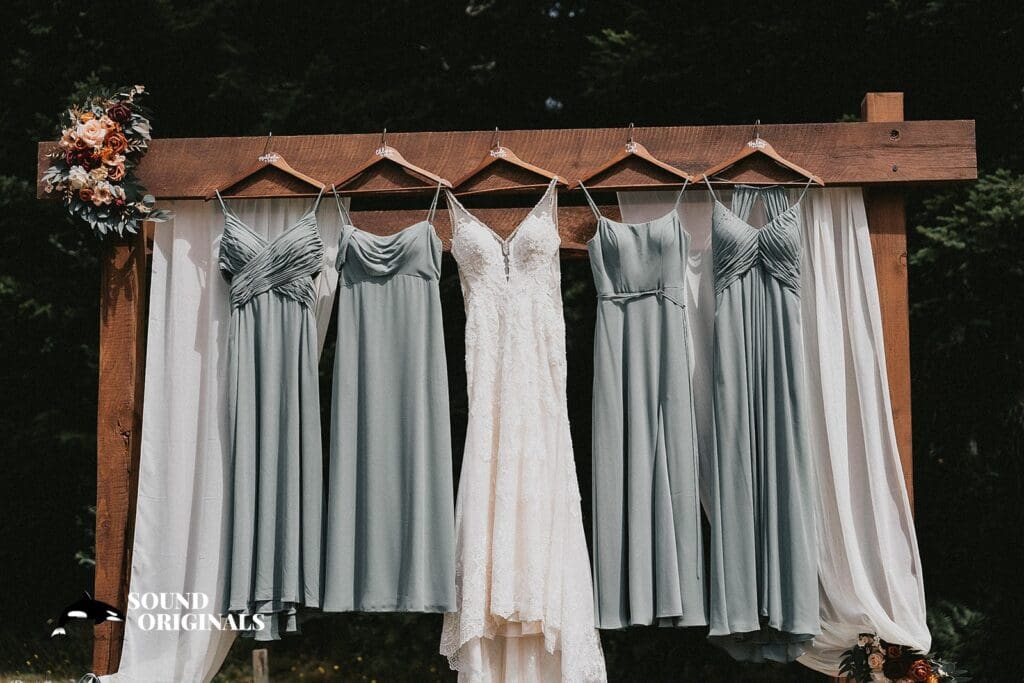 Fraternal Order of Eagles - Poulsbo Wedding // Jalaina + Hunter -