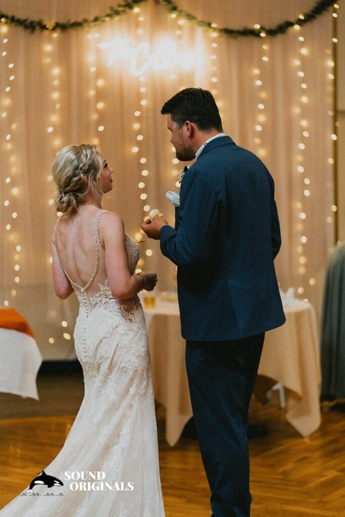 Fraternal Order of Eagles - Poulsbo Wedding // Jalaina + Hunter -