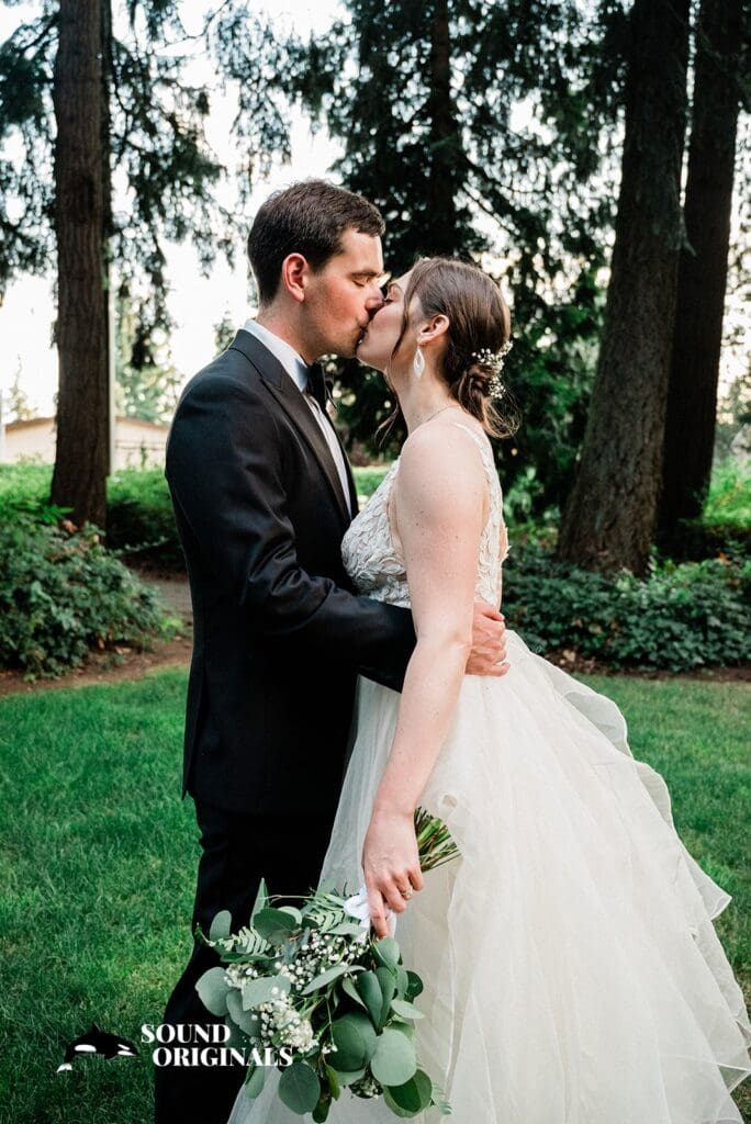 Robinswood House Wedding // Sarah + Skyler -